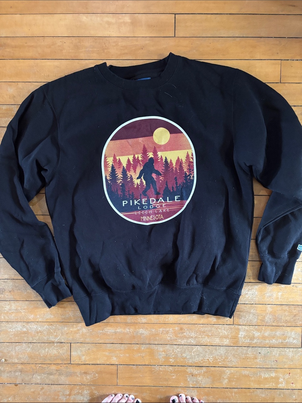 NWOT Blue 84 Black Crewneck Sasquatch with Sunset Graphic